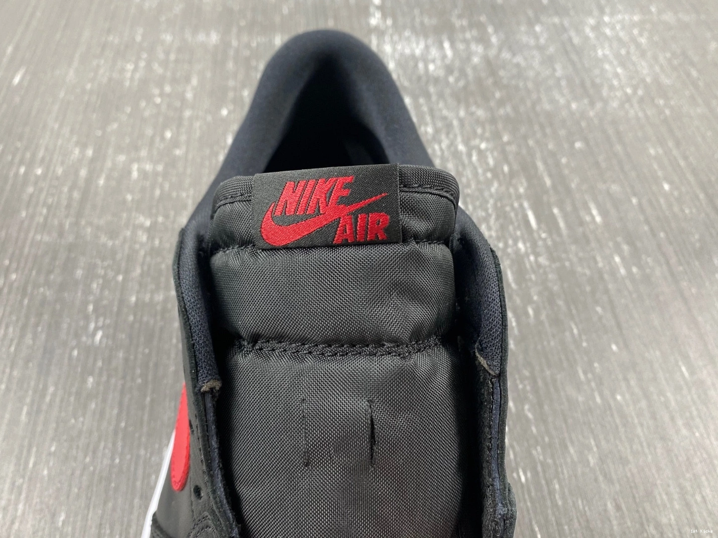 1 (2015) Low Jordan 705329-001 Bred - Retro 0207